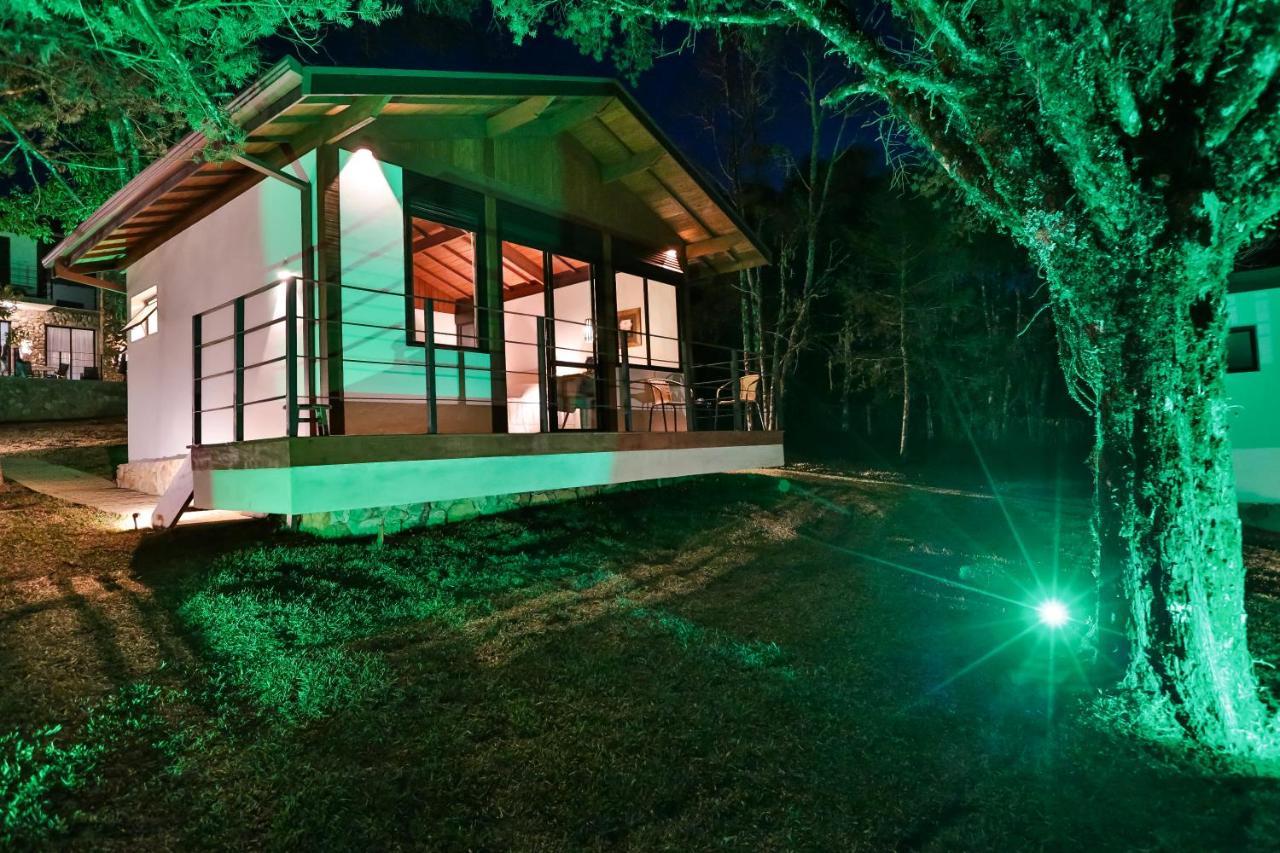 Chales Cinco Estrelas มงชิแวร์จิ ภายนอก รูปภาพ